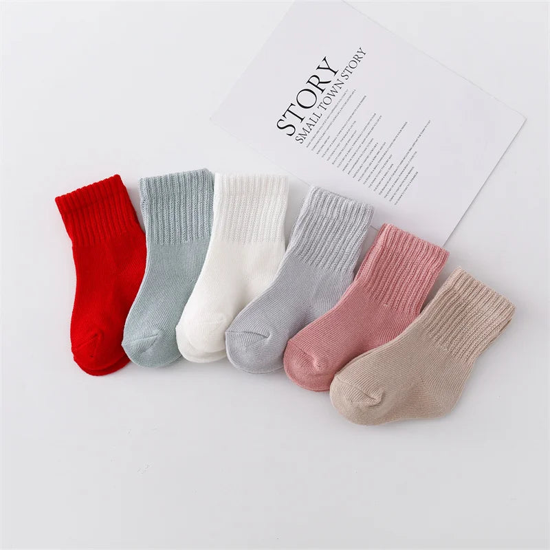 Newborn Solid Color Cotton Socks (6 Pairs)