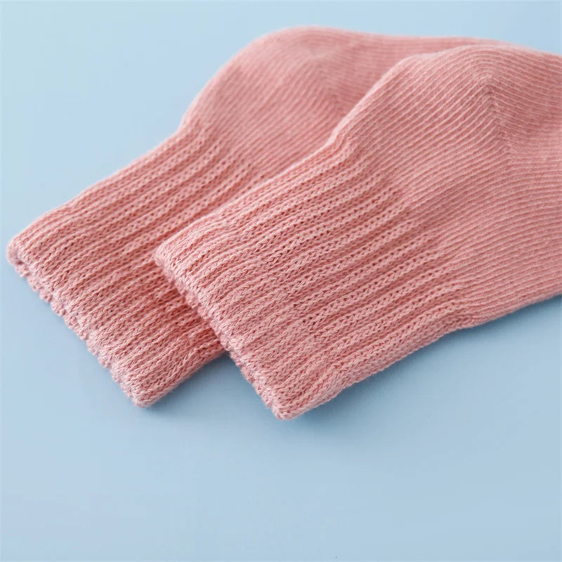 Newborn Solid Color Cotton Socks (6 Pairs)