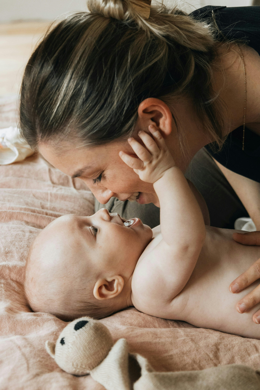 Stepping into Parenthood: A Warm Welcome to the Adventure! (and Tiny Toes!)